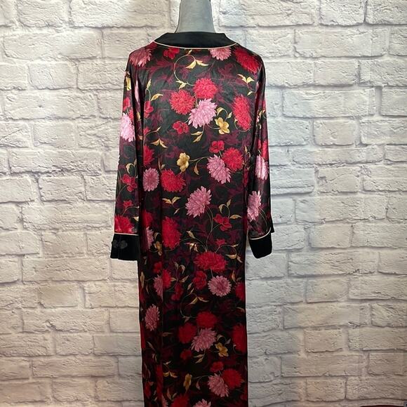 Vintage Halston geisha inspired dressing gown/robe - Picture 2 of 9